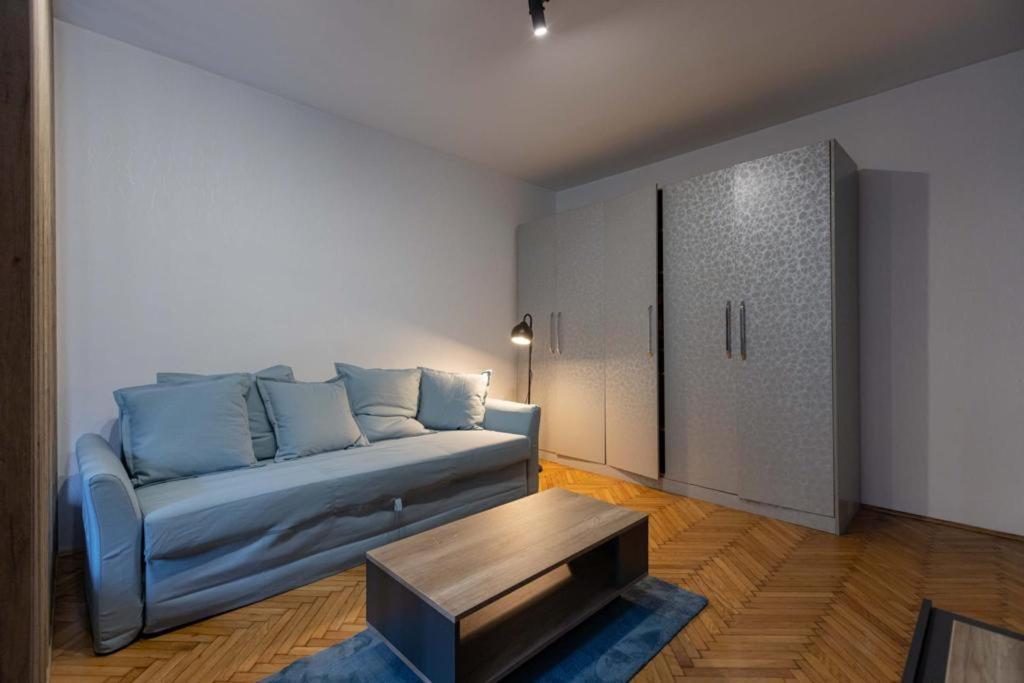 Lumiere Luxe Suites Belgrade Exterior photo