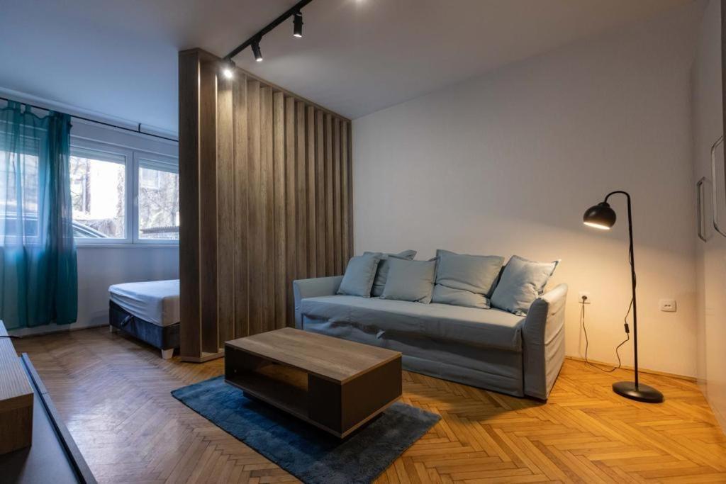 Lumiere Luxe Suites Belgrade Exterior photo